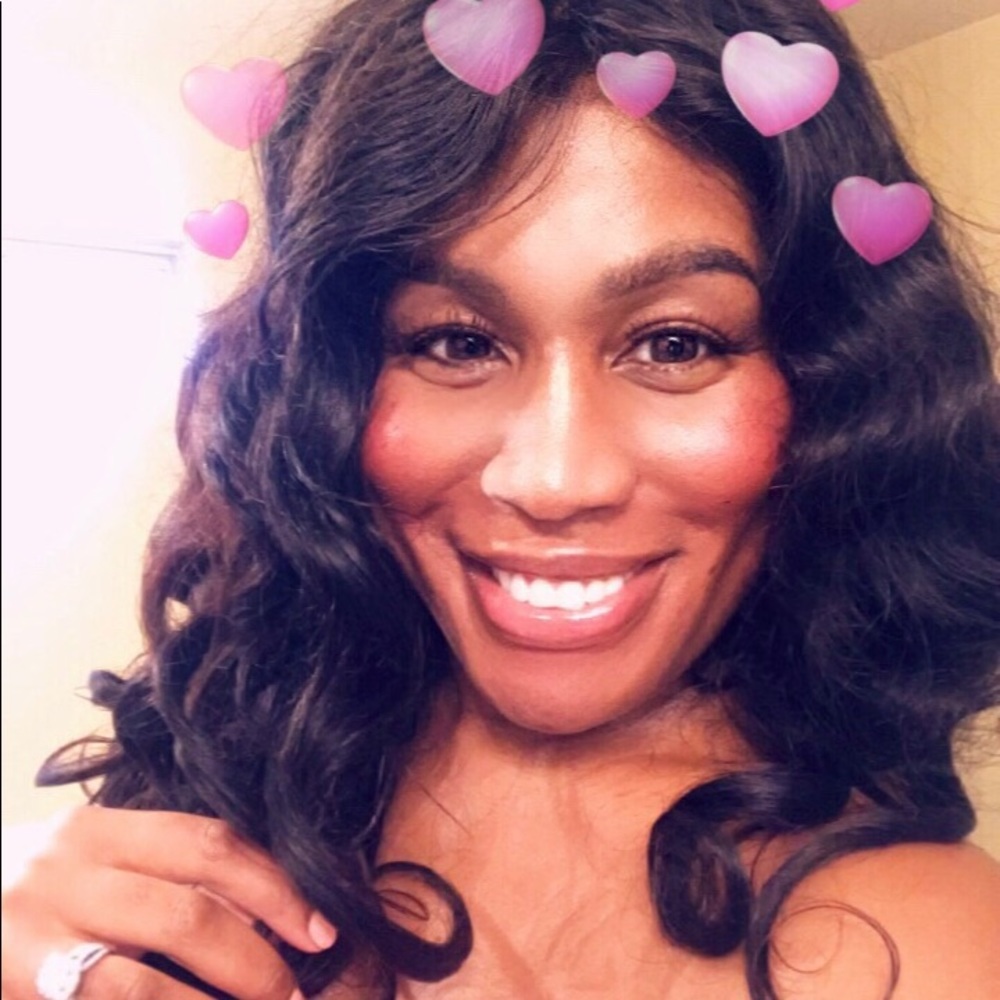 Meet your Posher, Jernita